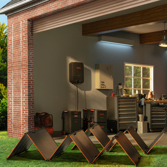 Jackery Solar Generator 5000 Plus + Solarsaga 500X x2 | Whole-Home Backup