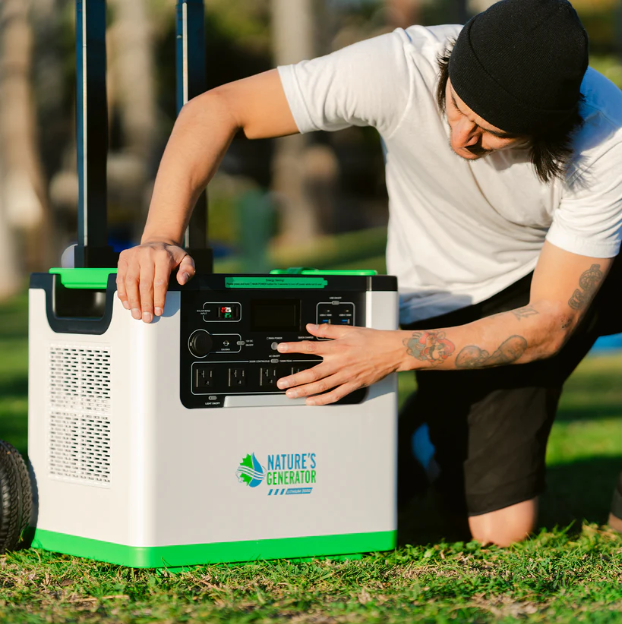 Nature's Generator Lithium 3600 Solar and Wind Generator